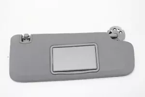Chevrolet Malibu 2017-2024 techo lateral derecho pasajero parasol OEM - Imagen 1 de 6