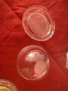 vasos para Gelatinas Con Tapa De Cúpula Sin Hoyo Desechable - Picture 1 of 4