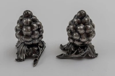 Antiguo racimo de uva GORHAM 3151 plateado salero y pimentero Art Nouveau Foto 1 de 4