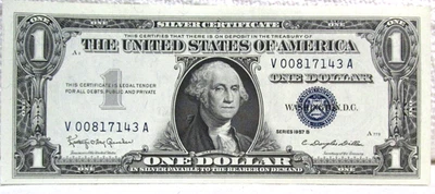 TWO $1 1957B SILVER CERTIFICATES, UNC (GEM) WITH SIMILAR SERIAL#'s - Image 1 of 4