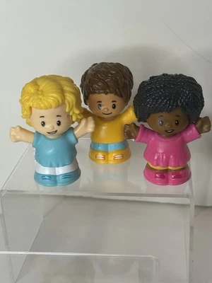 Fisher-Price Little People Friends Together Playhouse Replacement Figures Lot - Image 1 of 4