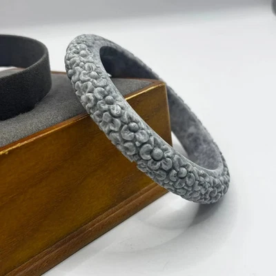 Редкий товар большой размер бирманский нефрит браслет резные цветы все вокруг внутренний 66,6 мм - Изображение 1 из 4