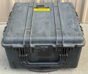 Pelican 6-Latch Hard Case 24x28x12 Waterproof Crushproof Protective Case — Foam - Picture 1 of 6