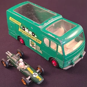 Coche de carreras vintage Lesney Matchbox tamaño k-5 transportador y coche de carreras Lotus - Imagen 1 de 13