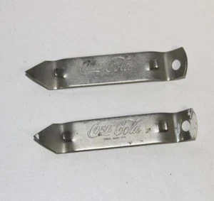 Lote Par de Anuncios Publicitarios Abridor de Botellas de Metal Coca-Cola Vintage - Imagen 1 de 3