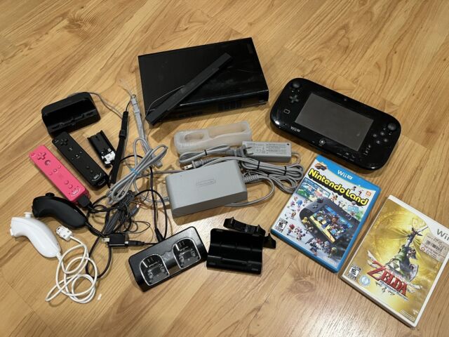  Nintendo Wii U Console 32GB Land Bundle (Renewed) : Video Games