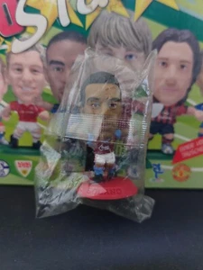Corinthian MicroStars Sealed Nolberto Solano Aston Villa Red Base MC3892 - Picture 1 of 3