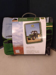 John Deere no-sew Fleece Throw Kit Blanket Tractor Farm 43"x55” NEW NonProfit