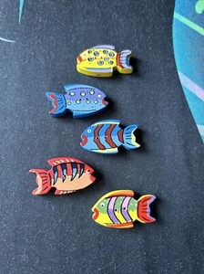 Tropical Fish Novelty Colorful Buttons 5 Pieces Each NEW, NEVER USED., Wooden - Picture 1 of 2