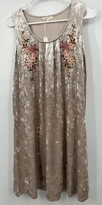 Mystree Anthropologie Embroidered Champagne Gold Velvet Dress Sz M - Picture 1 of 7