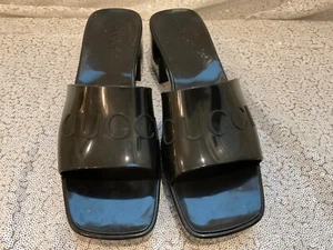 Gucci Sandals - Picture 1 of 6