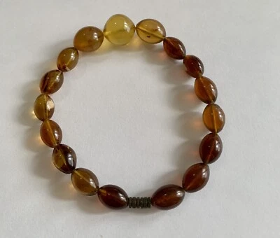 Pulseira de contas âmbar mel báltico 8” com fecho - Imagem 1 de 2