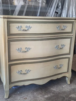 Комод Drexel Parisienne Collection 3 ящика сундук французский провинциальный Людовик XV - Изображение 1 из 4