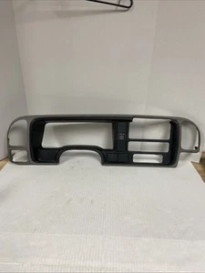 1995-1999 CHEVY SILVERADO TAHOE GMC SPEEDOMETER DASH CLUSTER TRIM RADIO BEZEL - Picture 1 of 5