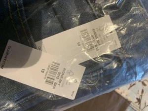 Old Navy Boy's Built-In-Flex Jeans Dark Wash Blue Size 12 NWT - Picture 1 of 3
