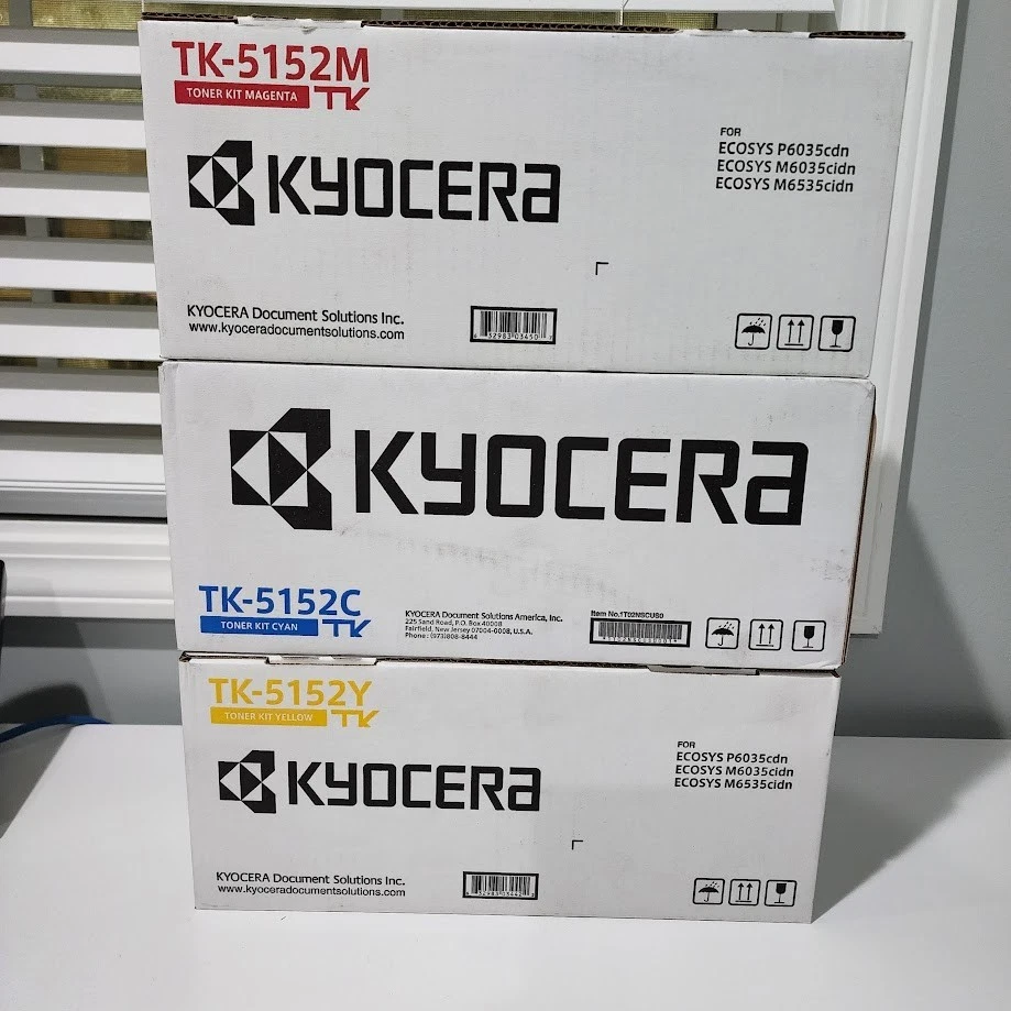 LOTE DE 3 TÓNER KYOCERA TK-5152Y TK-5152M TK-5152C Foto 1 de 1