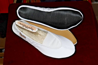 NEU MajestiBallerina Voltigierschuhe Schläppchen Gymnastikschuhe für Voltigieren - Bild 1 von 4