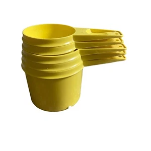 Vintage Tupperware 5er Set gelb verschachtelte Messbecher 1/4 1/3 2/3 3/4 & 1 Tasse - Bild 1 von 11