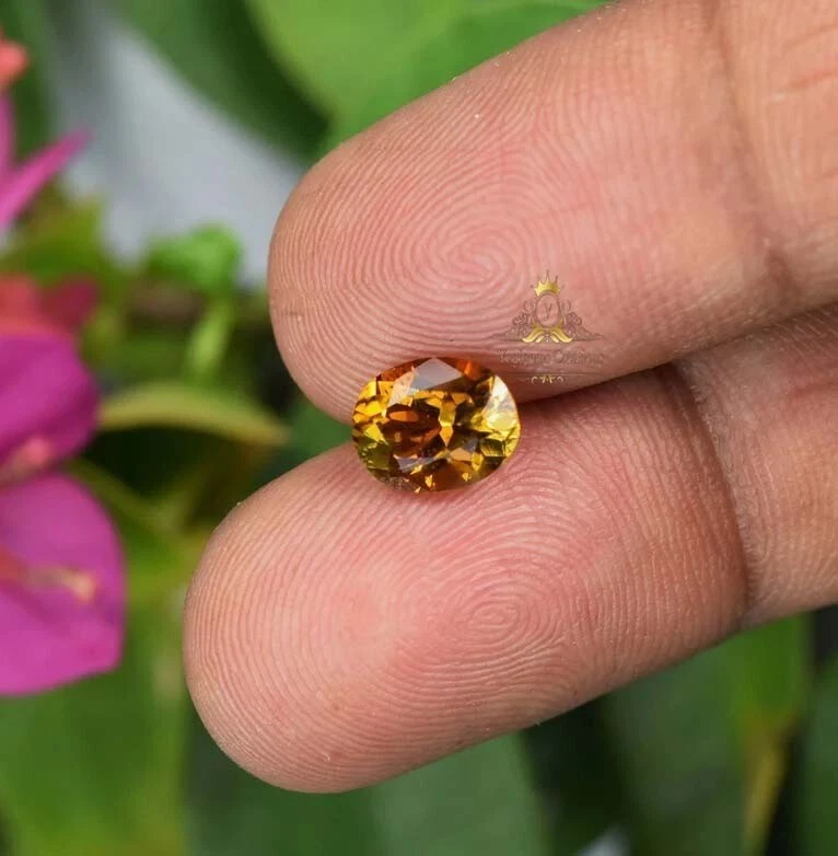3.85 Ct GIE Natural Golden Bi-Color Oval Cut Tourmaline Quality Natural Gemstone - Image 1 of 4