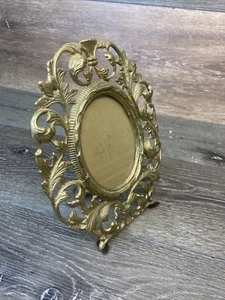 Vintage Ornate Solid Brass Gold Toned Oval Table Top Photo Picture Frame 8.75x7” - Picture 1 of 12