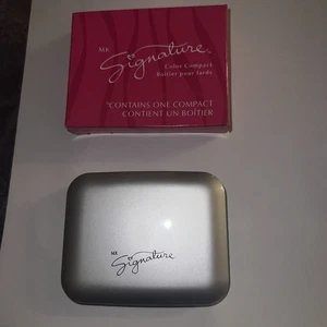 Mary Kay Signature Color Mirror Compact 2502  NEW in BOX - Picture 1 of 4