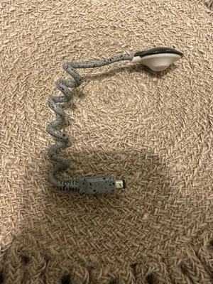 Game Boy Color NYKO Dino Worm Light Jurassic Park 3 Nintendo GBC GBA Raro Foto 1 de 4