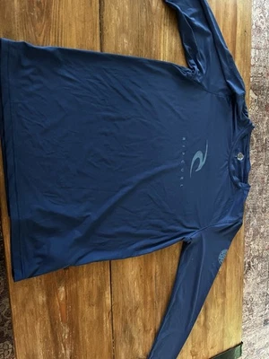 Men’s Medium Rip Curl Rash Gaurd Blue - Image 1 of 3