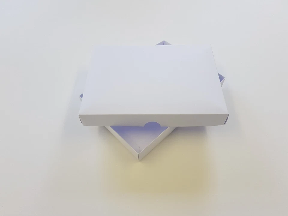 25 x A5 Greeting Card Boxes, Gift Boxes, White Boxboard, Free Delivery