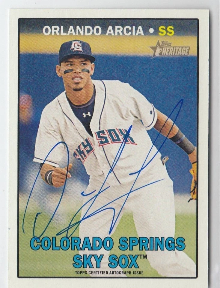 Orlando Arcia 2016 TOPPS HERITAGE MINOR LEAGUE ON CARD RC AUTOgraph - Image 1 of 1