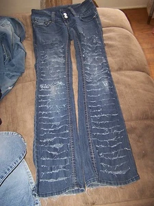 Ladies Blue YMI Seriously Distressed stretchJeans Great Conditi W=29" Inseam 33" - Picture 1 of 6