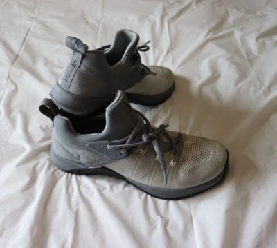 Nike Hombres Metcon Flyknit 3 AQ8022 Entrenamiento Zapatos Atléticos, Talla 9.5 M, Gris Foto 1 de 4