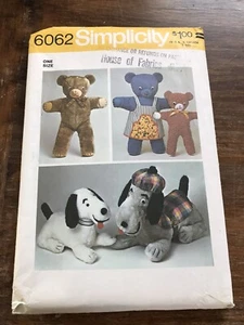 Vintage Simplicity 6062 Sewing Pattern Stuffed Toy Dog Bear Teddy UNCUT, FF - Picture 1 of 2