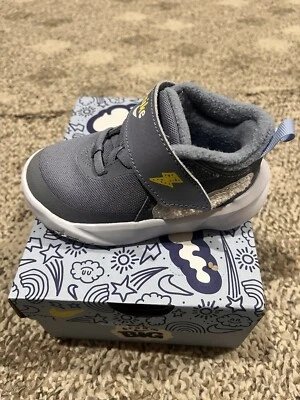 Nike Team Hustle D 10 Zapatos de ensueño Talla 8 Niños pequeños Foto 1 de 4