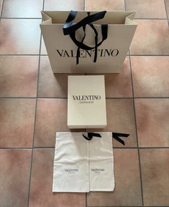 Scatola scarpe VALENTINO originale 31*22*13,  2 dust bags, busta 48*40*14 - Imagen 1 de 4