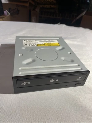 LG GH22NS30 SATA Super Multi DVD±RW ±R Dual Layer 22X Rewriter  sata drive - Image 1 of 4
