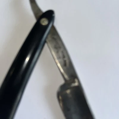 Early Straight Razor Made By Griffon Cutlery Works 1893-1921 - Image 1 of 4