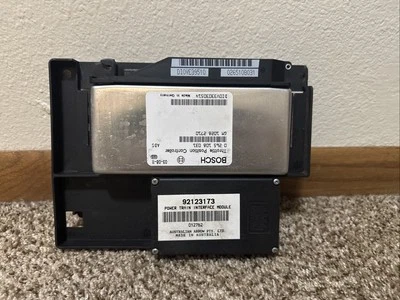 Интерфейс управления дроссельной заслонкой трансмиссии 2004 Pontiac GTO 92123173 10282710 - Изображение 1 из 4