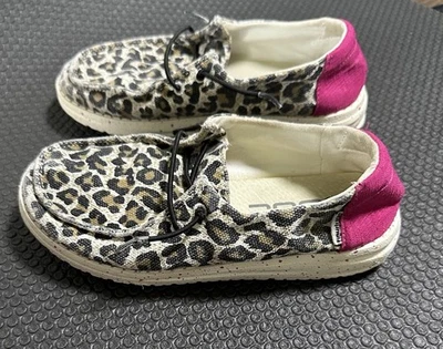Hey Dude Wendy Youth Linen Leopard Cheetah Pink Lightweight Shoes Youth 1 - Image 1 of 4