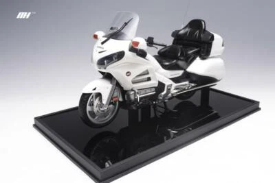 1/6 Motorhelix Honda Goldwing GL 1800 IN Bianco Pressofuso Tutti Apertura Parti - Immagine 1 di 4