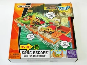 2008 MATCHBOX DIECAST POP UP ADVENTURE SET - CROC ESCAPE N6077 SIGILLATO IN FABBRICA 2 - Foto 1 di 6
