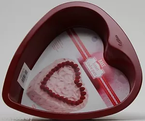 Wilton Valentine Red Heart Shaped Non Stick Cake Pan 2105-7740 NWT - Picture 1 of 1