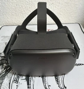 Oculus Quest 128GB VR-Headset - Schwarz - Bild 1 von 4