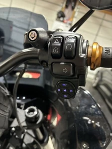 🇺🇸 HALREY DAVIDSON LOW RIDER S/ST CUSTOM BLUETOOTH MOUNT **MOUNT ONLY** - Picture 1 of 10