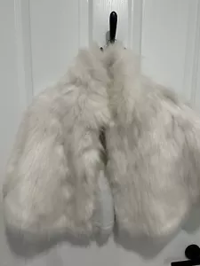 Karen Willis Holmes Unreal Faux Fur Cape - Ivory - BNWT - Picture 1 of 4