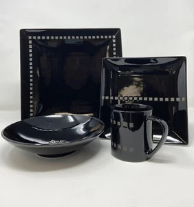 Mikasa Viewpoint Black 4 Piece Place Setting - Picture 1 of 4