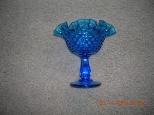 Fenton Vintage Blue Ruffle Edge Glass Vase - Picture 1 of 3