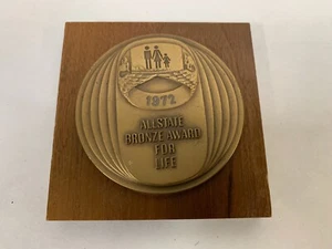 De colección 1972 Allstate Life Insurance Sales Agent Bronce Premio Escritorio Pisapapeles (A4) - Imagen 1 de 6