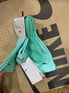 Nike Everyday Plus Men XL 12-15 Cushioned Crew Socks Tie Dye DH6096 906 2 Pack - Picture 1 of 6