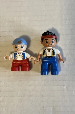 Lego Duplo Jake y los Piratas del País de Nunca Jamás Personajes Mini Figuras Plástico Pequeño Foto 1 de 3