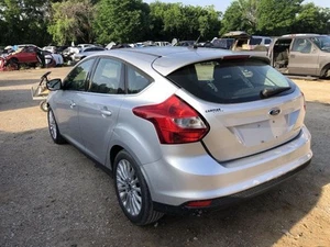 2012-2018 FORD FOCUS Front Suspension Knee Right Passenger fits Gas 865962 - Picture 1 of 12
